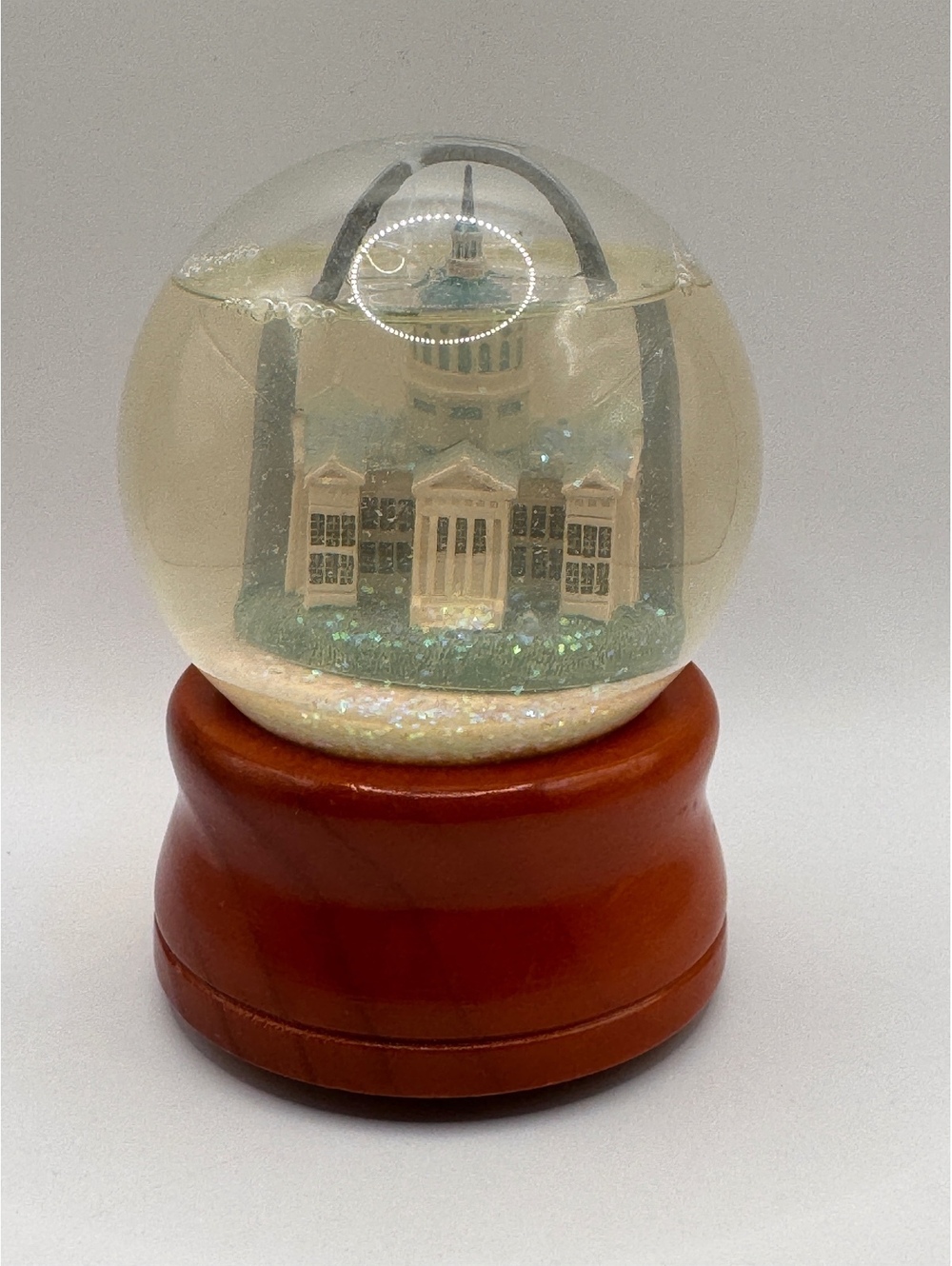 St Louis Gateway Arch Old Courthouse Musical Snow Globe Limited Edition Works